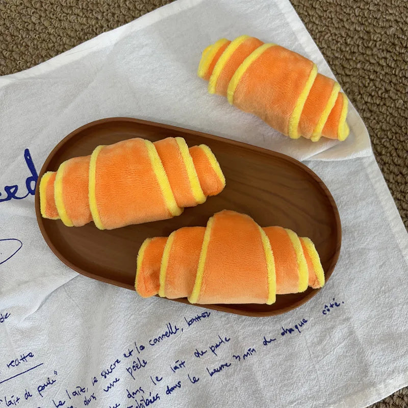 Soft Croissant Dog Toy – Bite-Resistant Treat Dispenser & Training – Orange | Gearelo